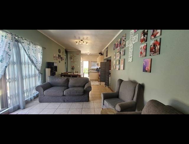 3 BEDROOM HOUSE FOR SALE IN ELANDSHAVEN